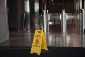 How to Handle Slip and Fall Accidents in New Jersey Stores