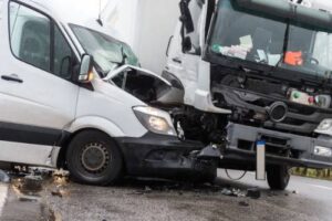 How to Handle a Car Accident Involving a Commercial Vehicle in New Jersey